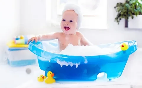 5 Must-Have Baby Bath Products in 2025